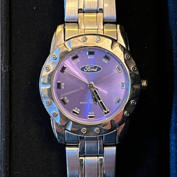 FORD MOTOR CO | Bracelet Watch-EUC - NEW Battery